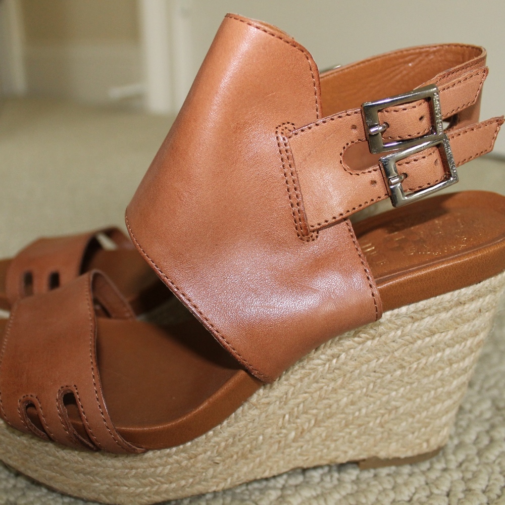 Vince Camuto Tan Leather Wedges